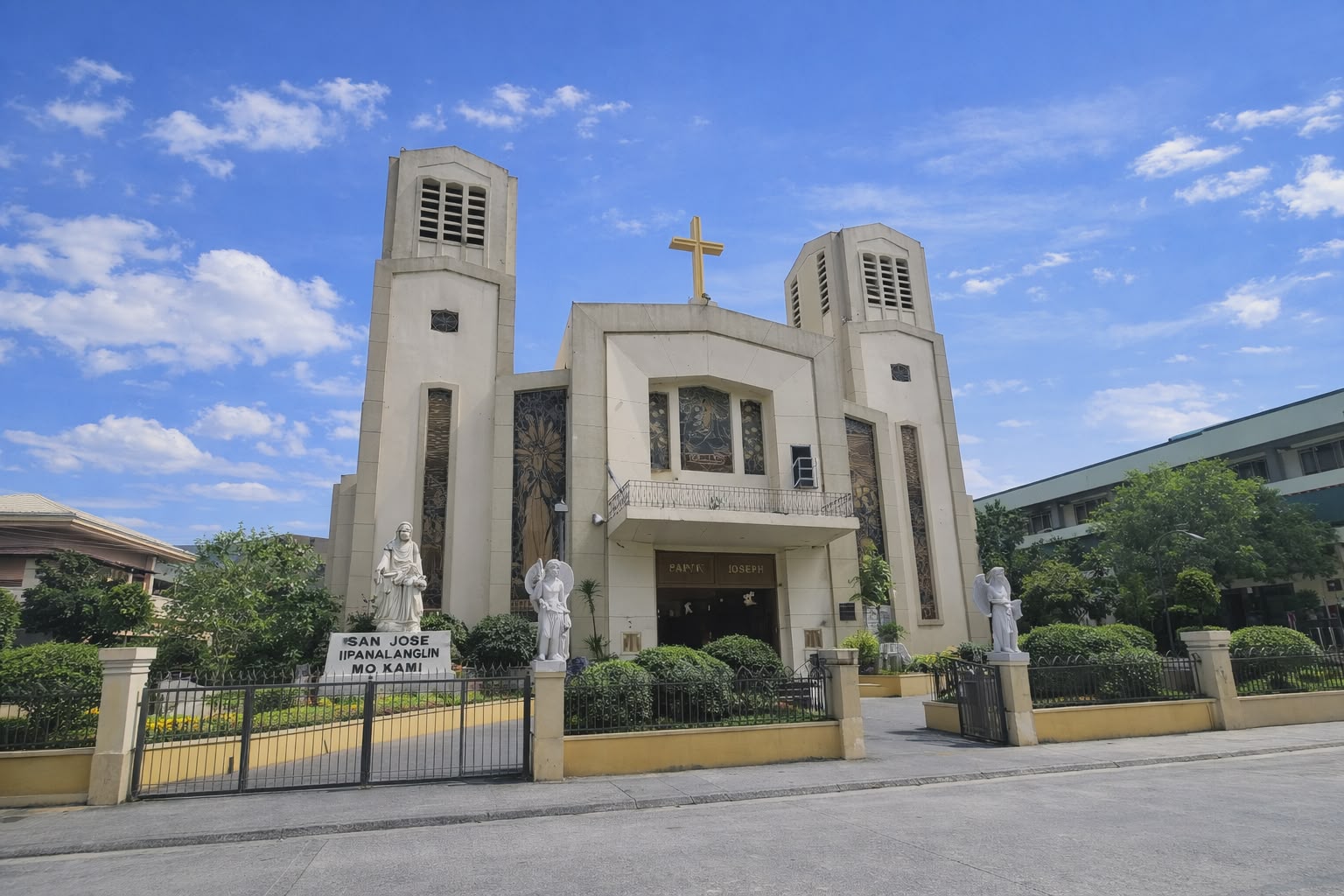 Visita Iglesia in Subic: 7 Churches to Visit This Holy Week Gallery