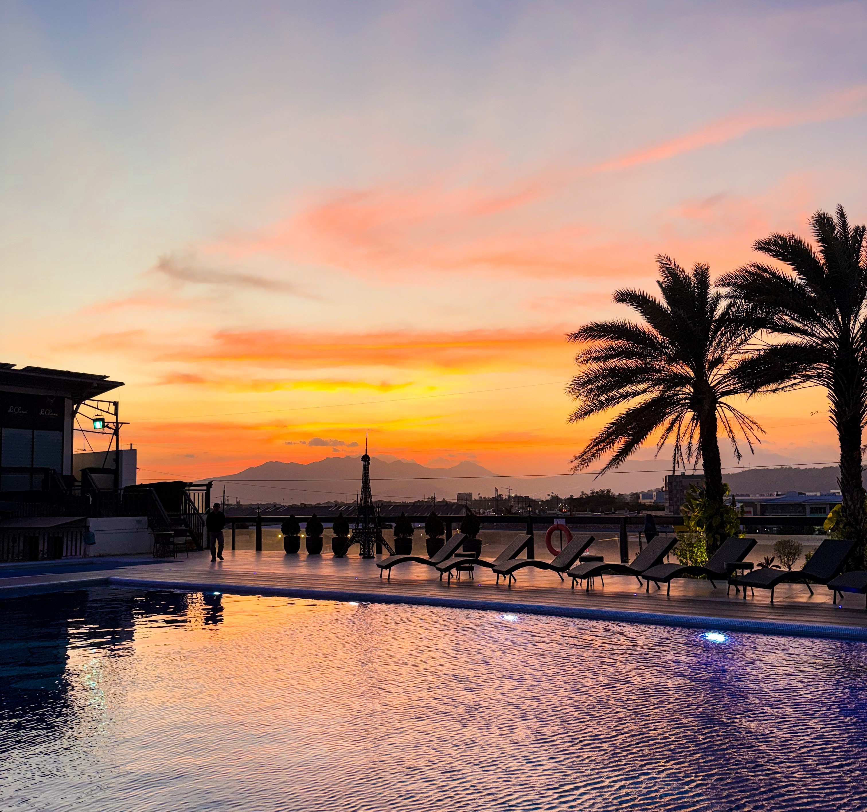 Rooftop Infinity Pool in Subic Bay: A Look at Le Charmé Suites Gallery